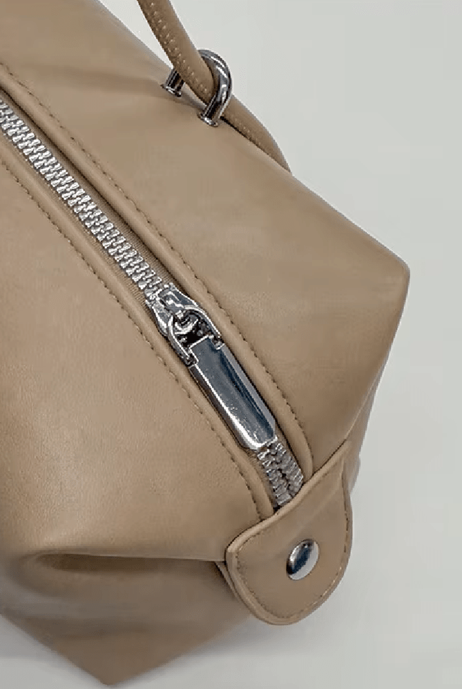ZEYA - Amelia Boston Pillow Bag