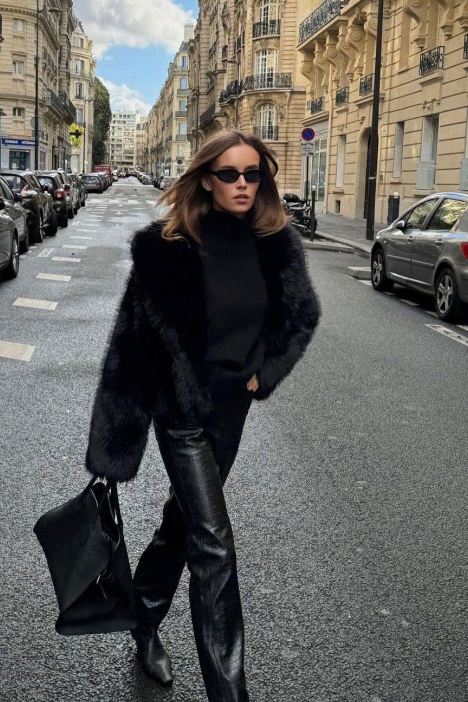 ZEYA - Cropped black Faux Fur Coat