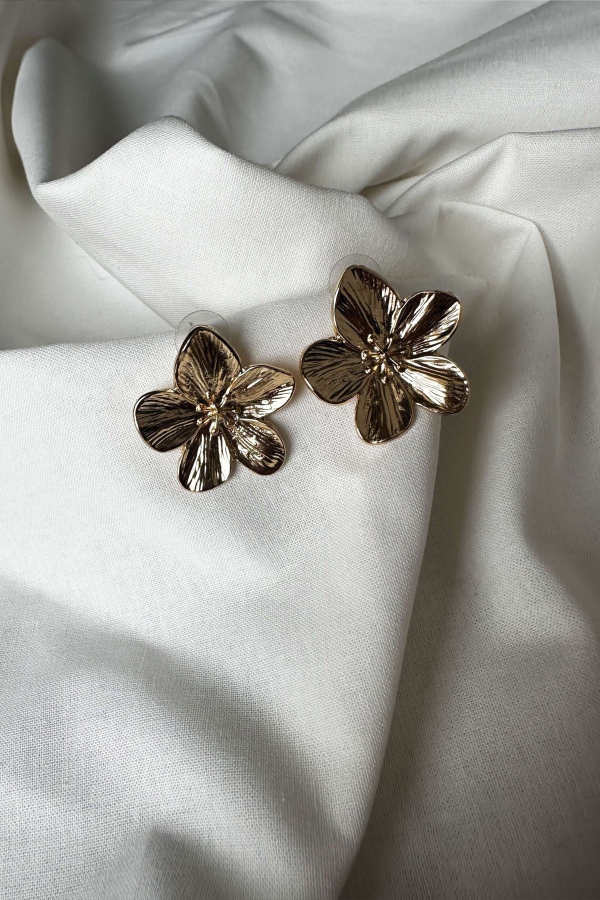 ZEYA - Lea flower Earrings