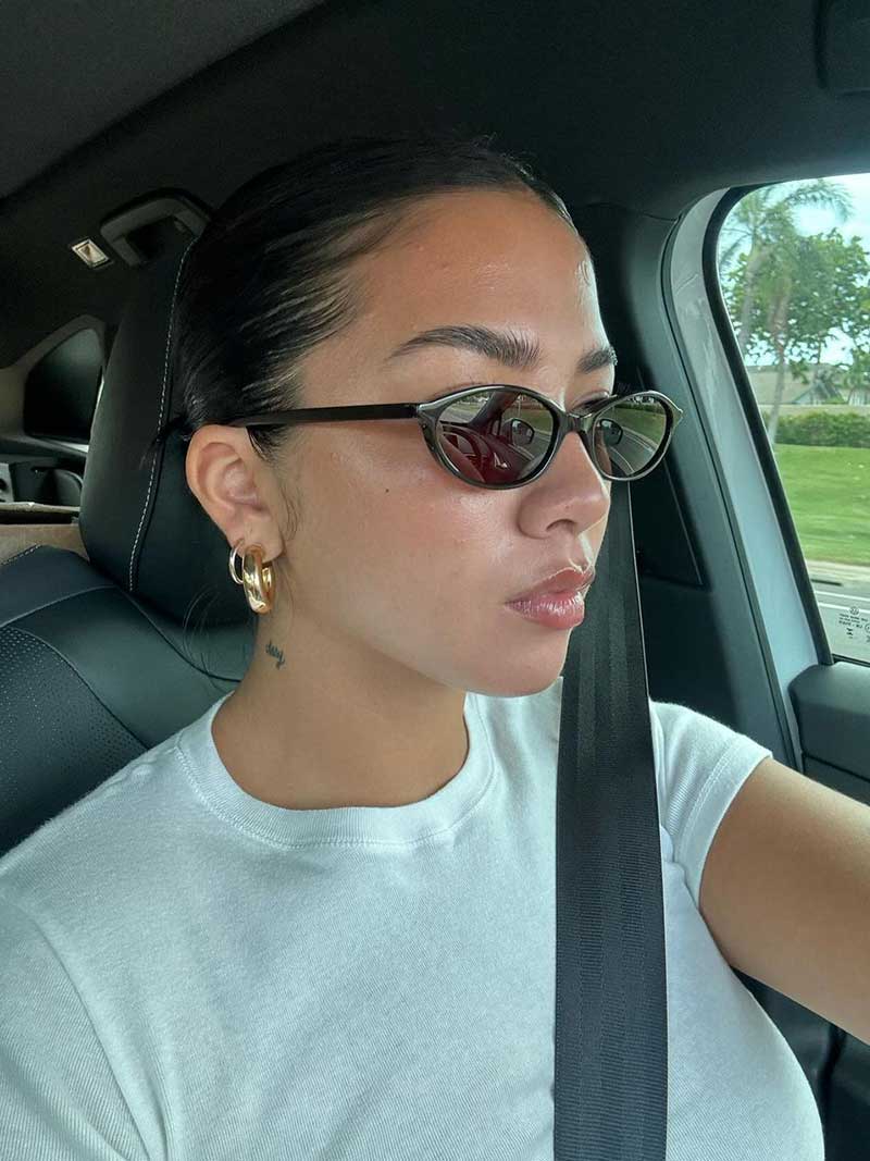 ZEYA - Adele Oval Sunglasses