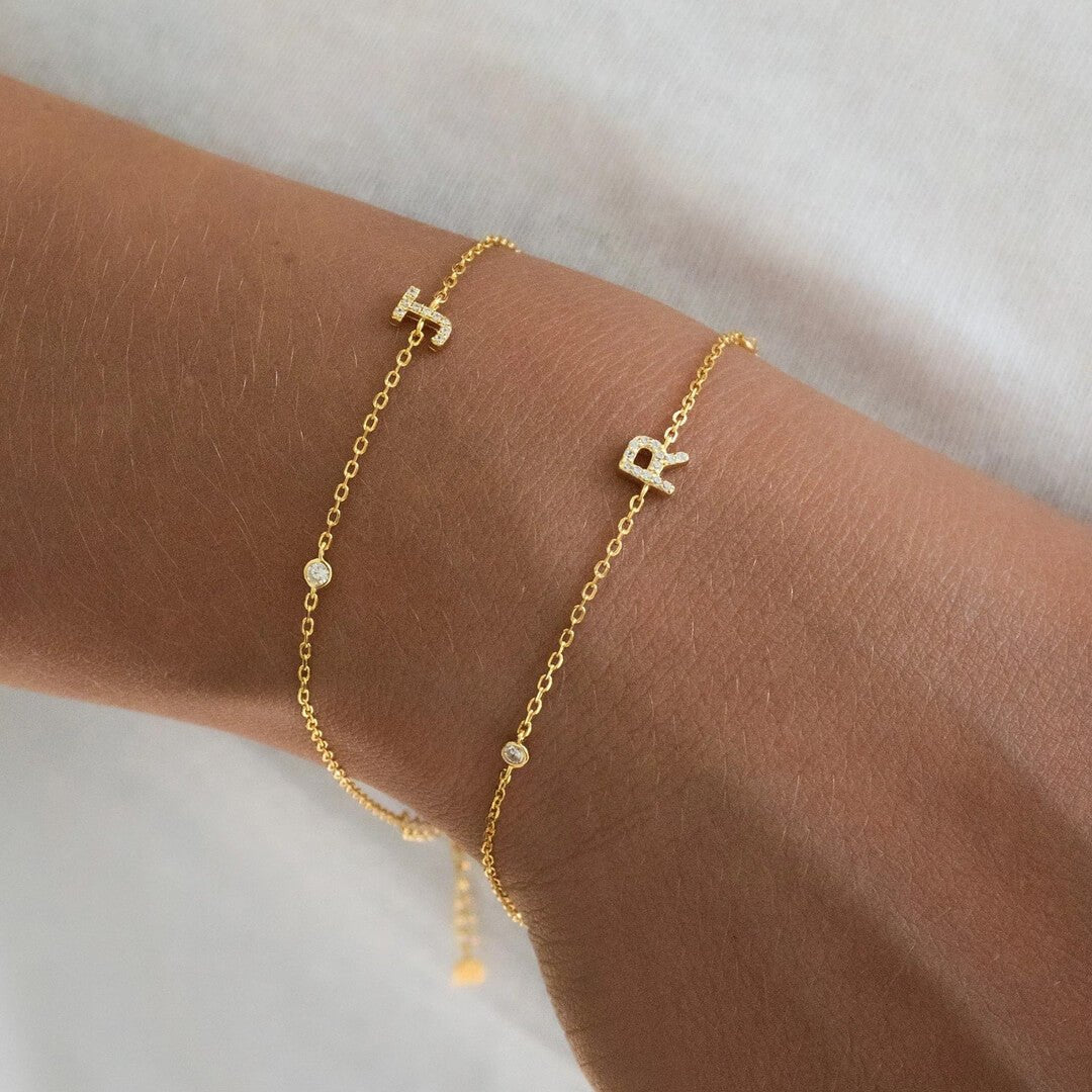 ZEYA - Aline Letter Charm Bracelet
