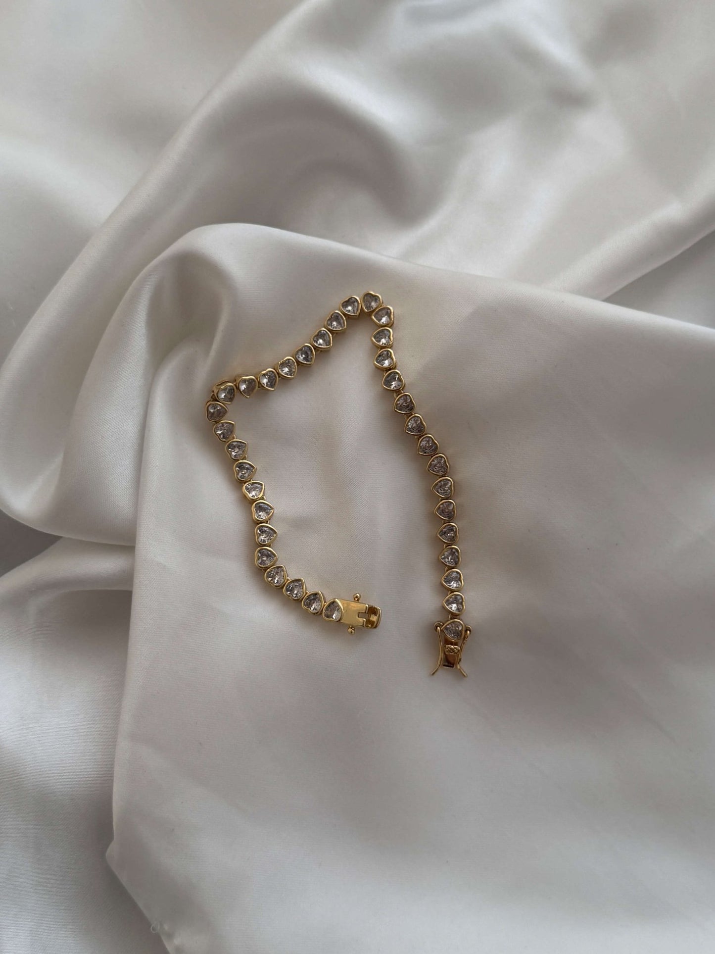 ZEYA - Arabella Heart Tennis Bracelet