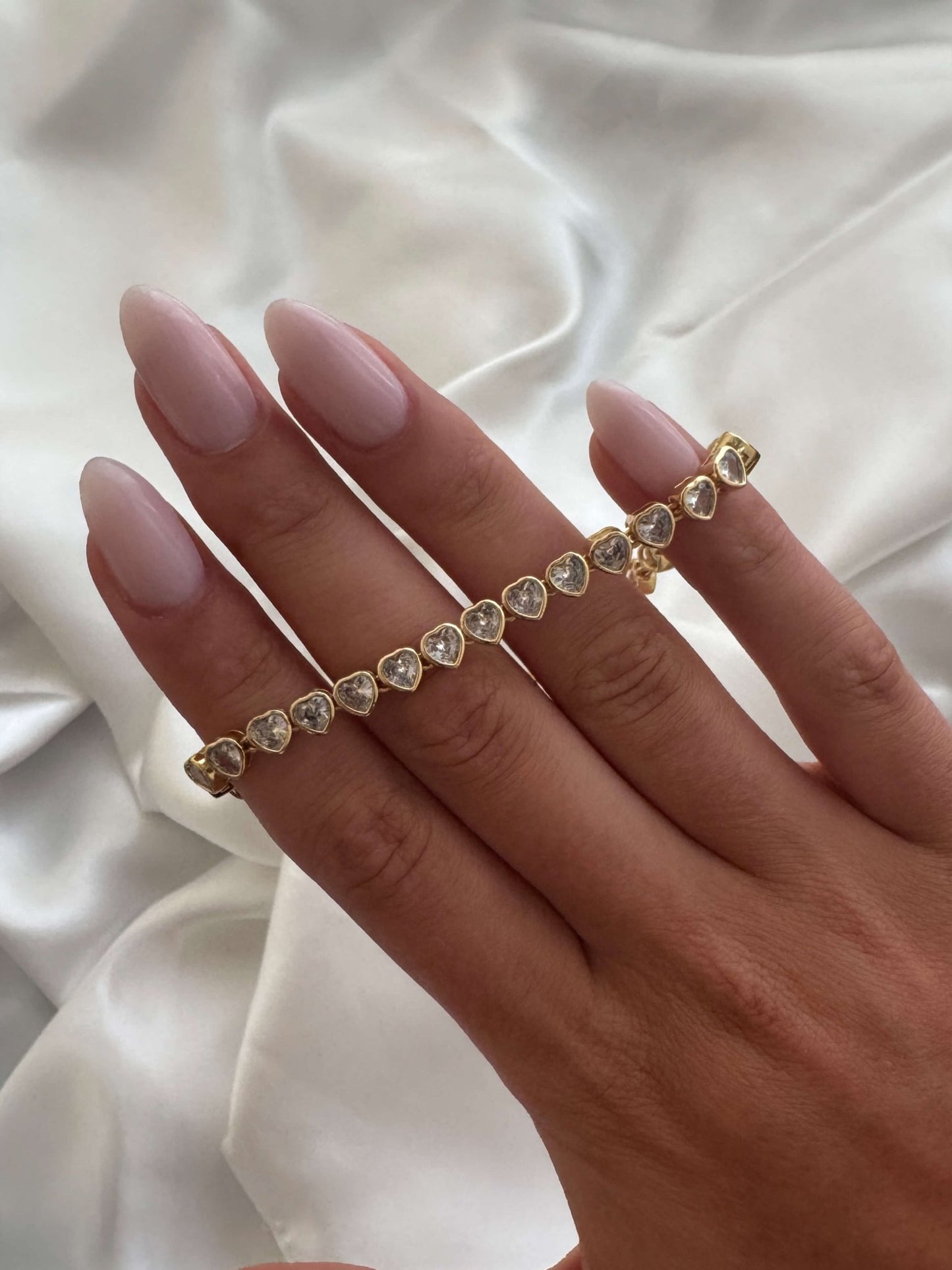 ZEYA - Arabella Heart Tennis Bracelet