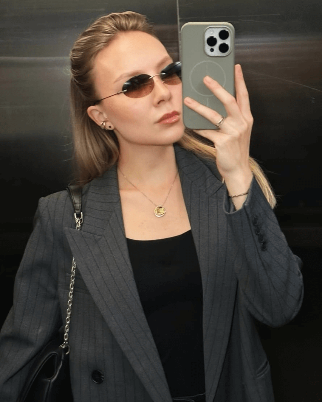 ZEYA - Evelyn Oval Retro Sunglasses
