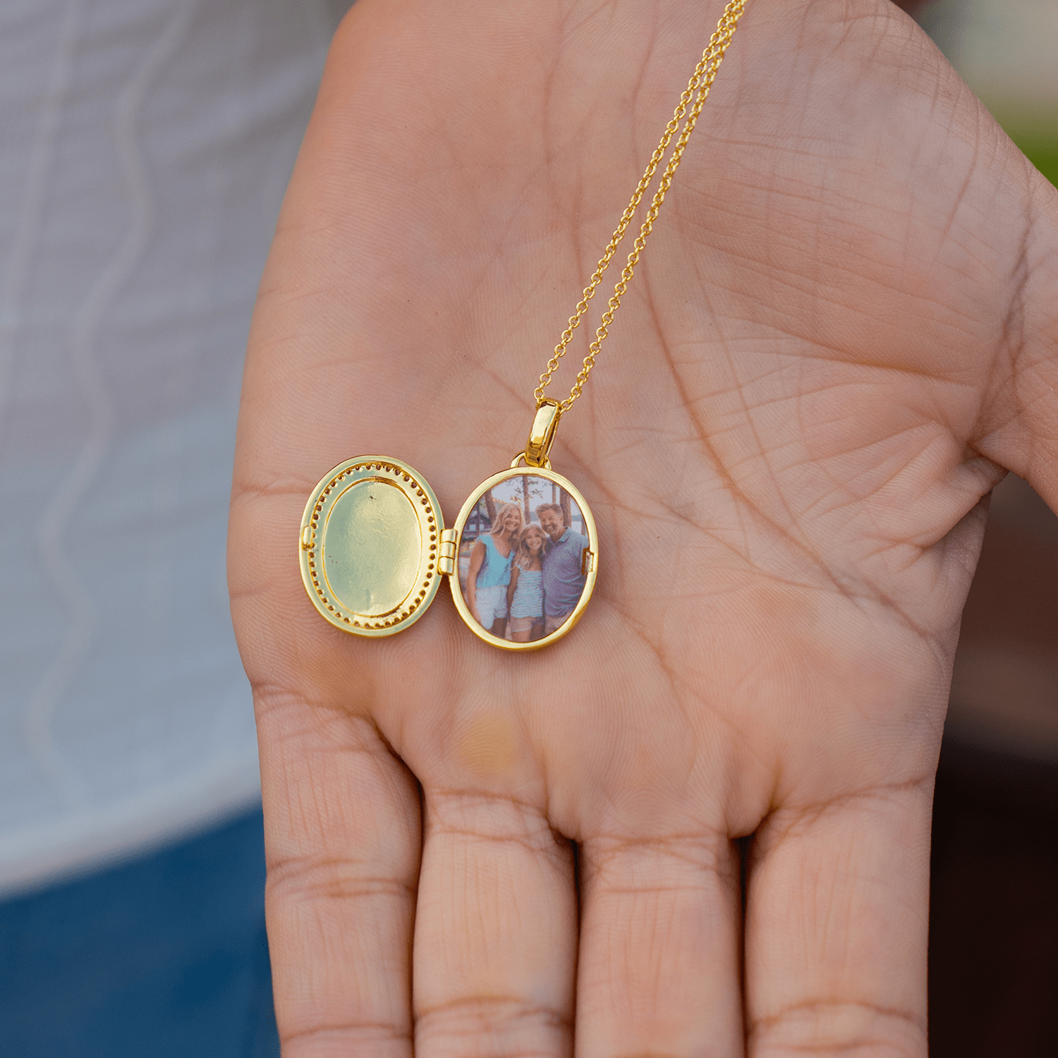 ZEYA - Faye Locker Necklace