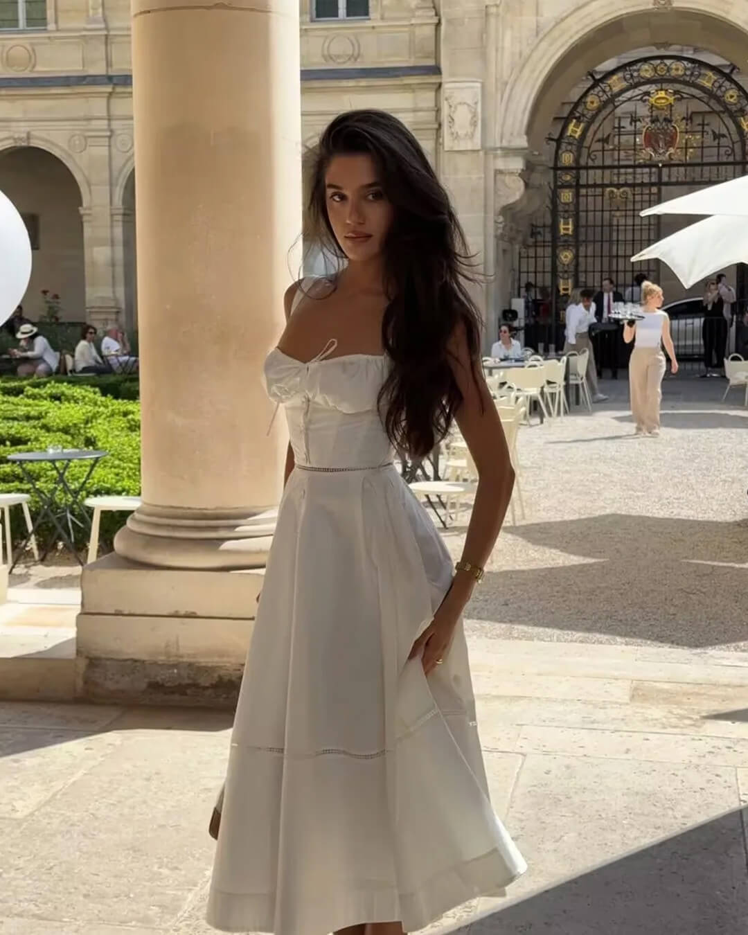 ZEYA - Lori Sleeveless Sweetheart Midi Dress