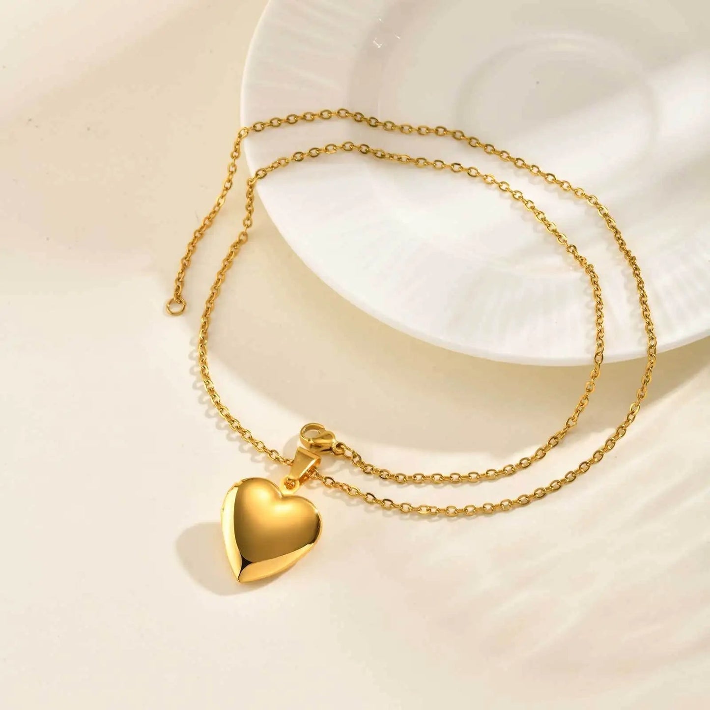ZEYA - Love Locker Necklace