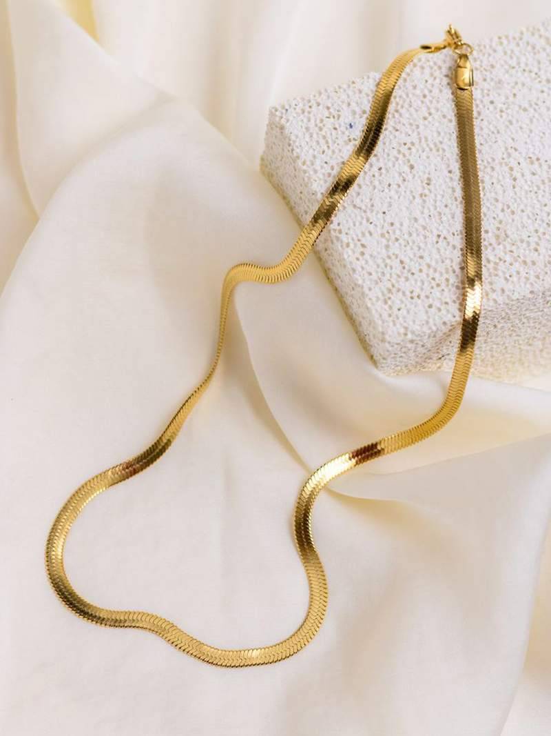 ZEYA - Sleek Necklace